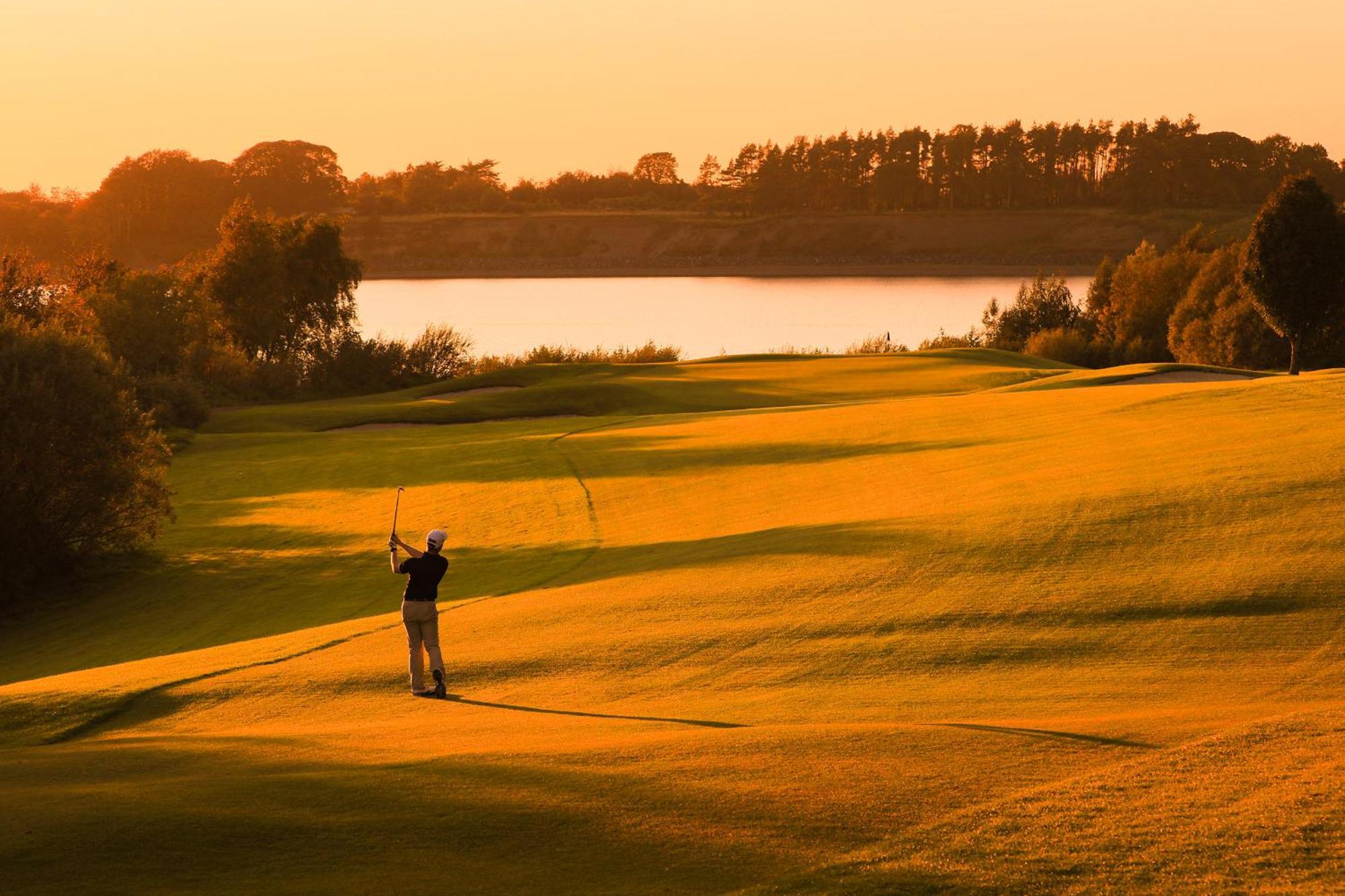 Tulfarris Hotel And Golf Resort Exteriör bild