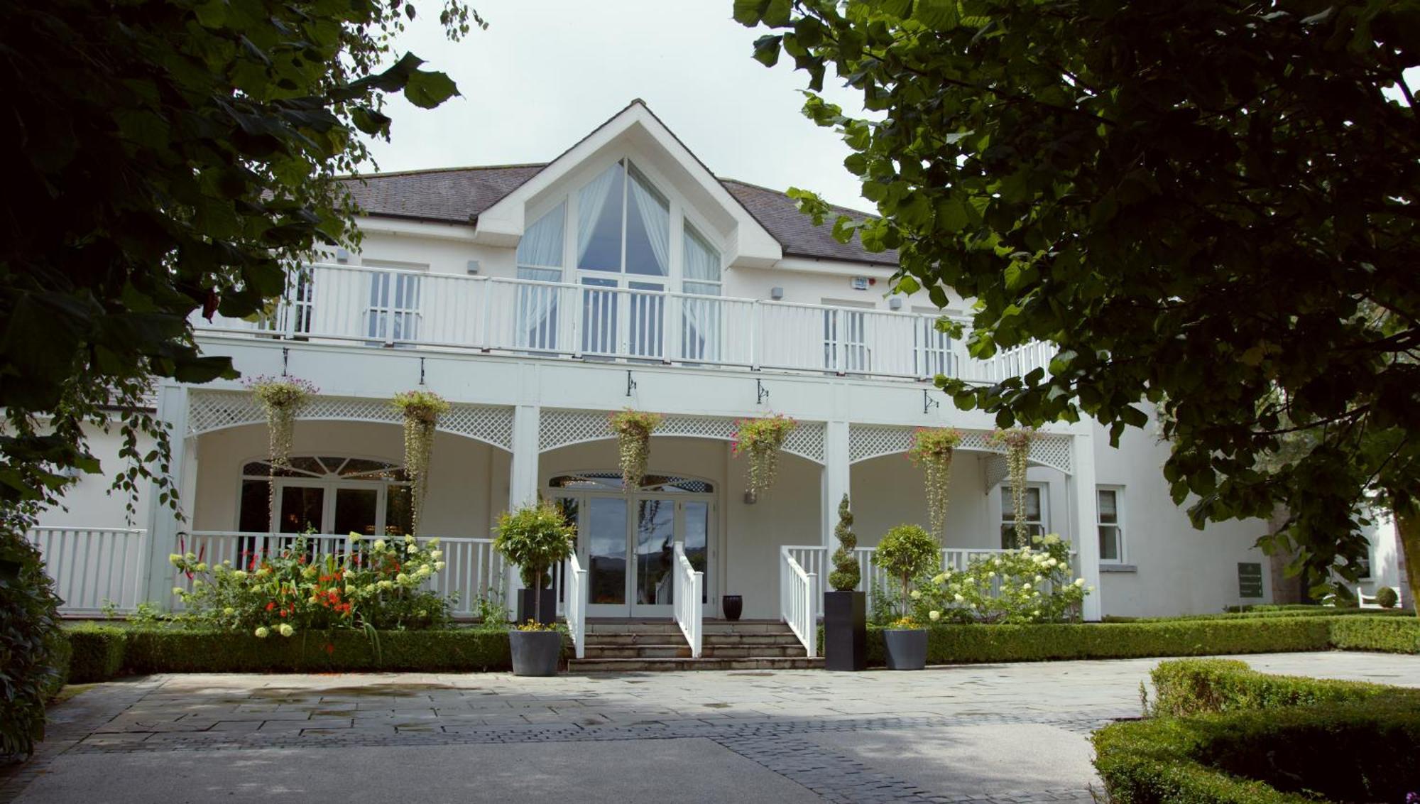 Tulfarris Hotel And Golf Resort Exteriör bild